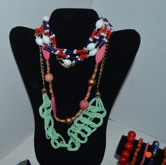 Colorful Jewelry bundle - Picture 3 of 9